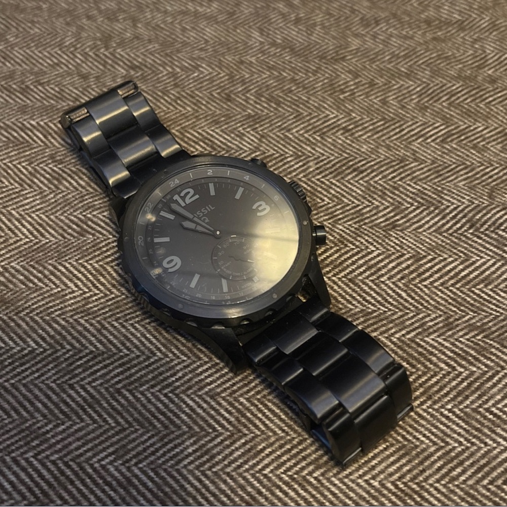 FOSSIL HYBRID WATCH